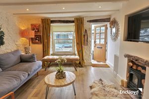 Photo 33- click for photo gallery